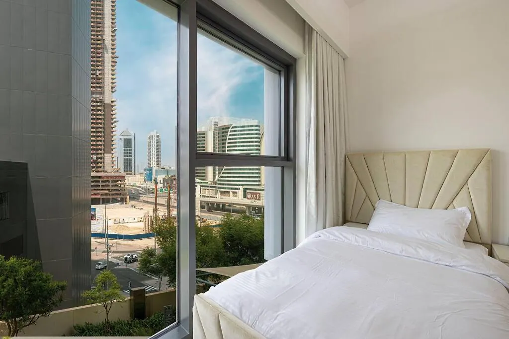 2 Bedroom Dubai Luxury Apartment Full Burj Views