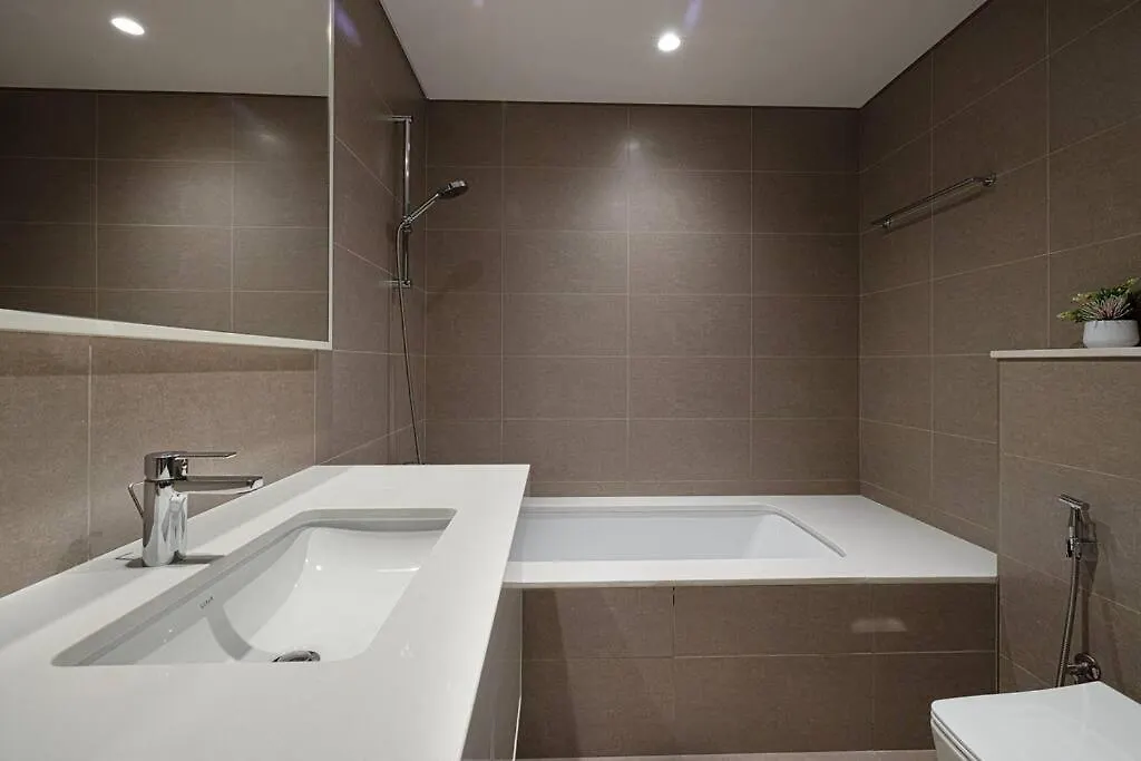 2 Bedroom Dubai Luxury Apartment Full Burj Views