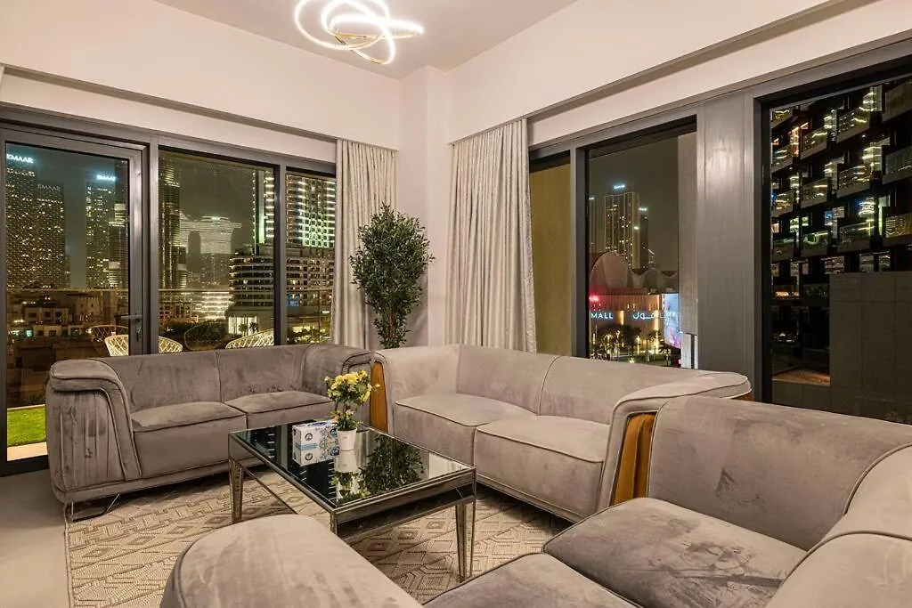 2 Bedroom Dubai Luxury Apartment Full Burj Views